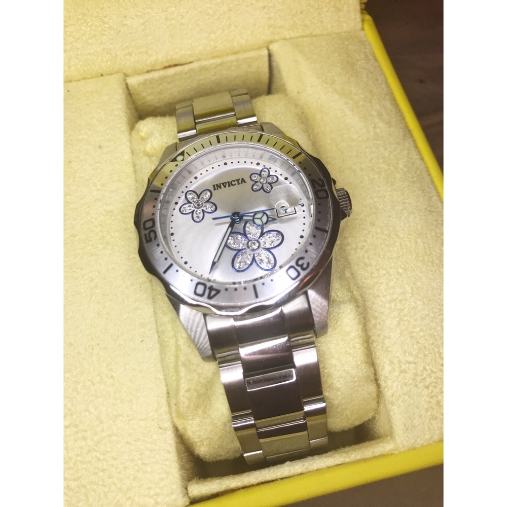 Invicta Women's 12834 Pro Diver Silver